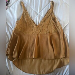 Flowy Gold Tank